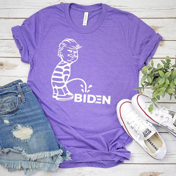 Trump Peeing On Biden - Short Sleeve Tee Shirt